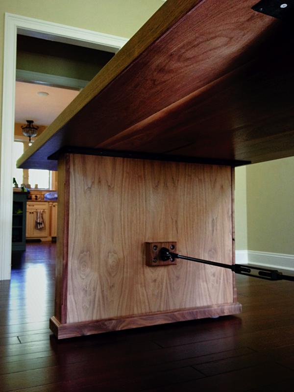 ExtWalnutTable8