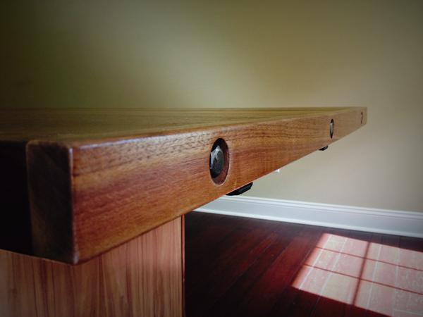 ExtWalnutTable9